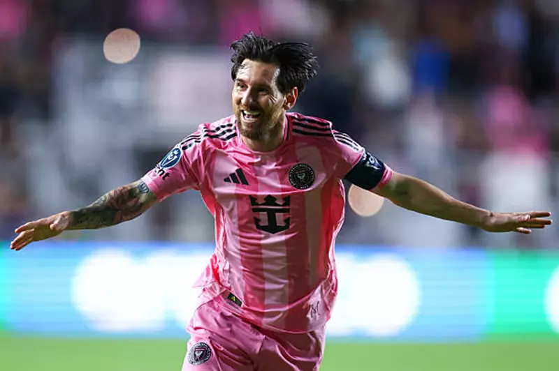 استراتيجيات طاهر في مواجهة ميسي: دروس من حمدي وياسر